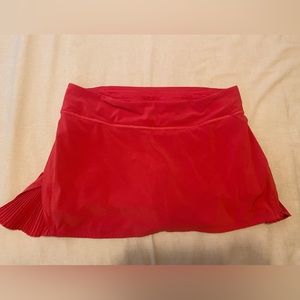 LuluLemon Playoff the Pleat Skirt / hot pink / size 10